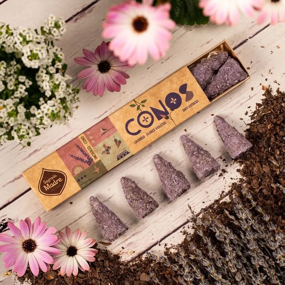 Conos de Lavanda y Violetas: Calma y Espiritualidad - Esotergia Tienda