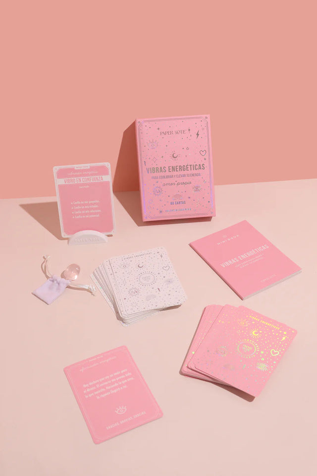 Cartas “Vibras Energéticas Amor Propio” + Cuarzo Rosa + Soporte Blanco (60 cartas) | Afirmaciones y Energía Positiva Esotergia Tienda
