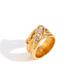 Anillo "Serpiente Radiante" - Acero Inoxidable Color Oro y Cristales tiendamerlin