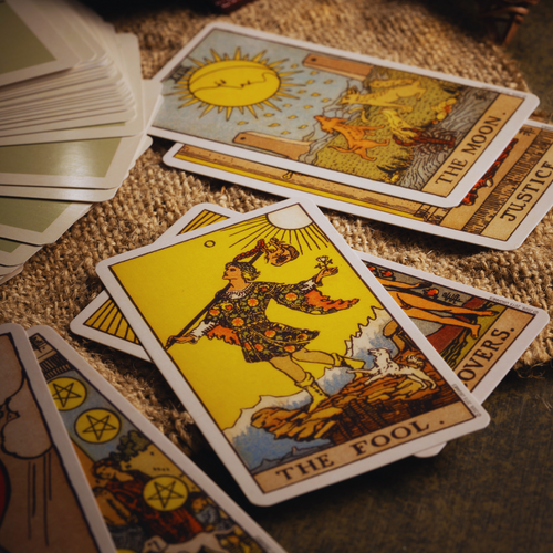 Certificación Online en Tarot Evolutivo: Conviértete en Tarotista Profesional y Transforma Vidas