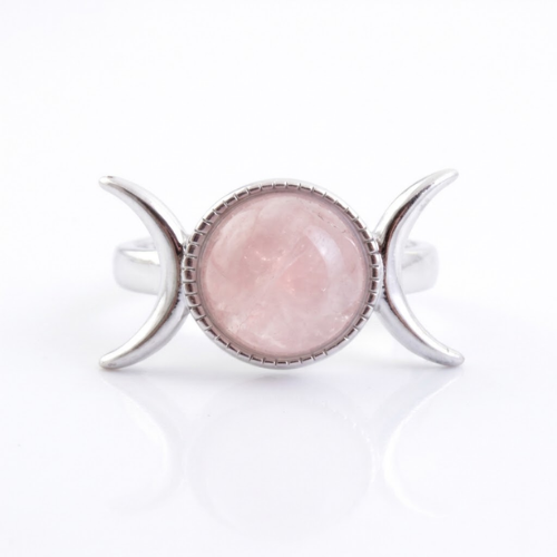 Anillo Ajustable Triple Luna con Cuarzo Rosa (10 mm) | Magia Lunar y Amor Propio Merlin Tienda