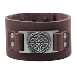Brazalete de Cuero Marrón Nudo Escudo Celta | Protección y Resistencia