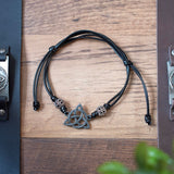 Pulsera de Cordón Negro Nudo Triquetra Celta | Unidad y Conexión Espiritual Esotergia