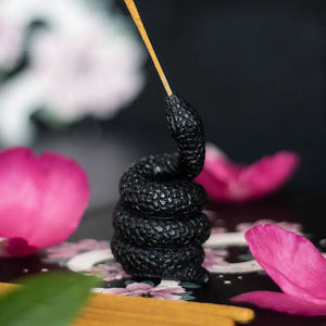 Porta Incienso Serpiente Negra – Soporte Decorativo de Resina | Estilo Gótico y Esotérico Esotergia