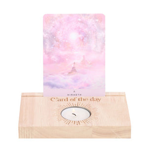Soporte de Tarot con Portavelas – Madera Natural para Carta del Día