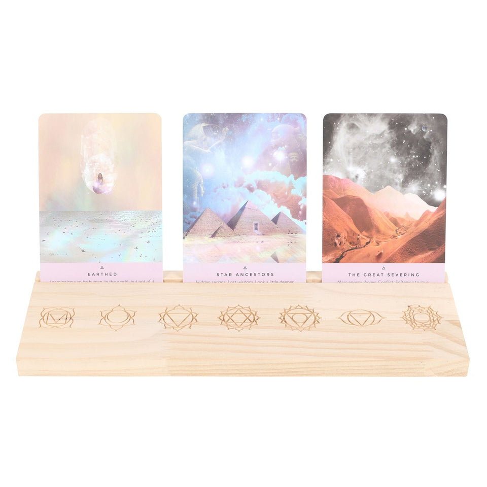 Soporte de Tarot con Diseño de los 7 Chakras – Madera Natural Espiritual