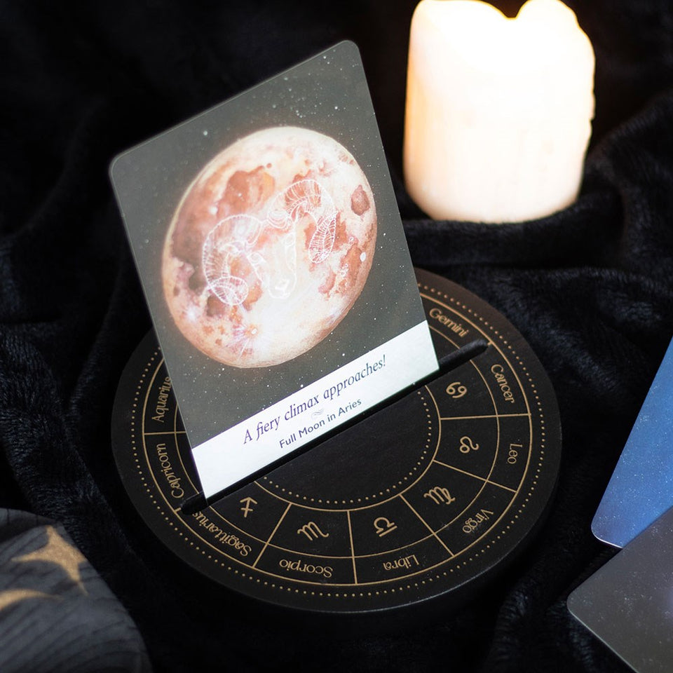 Soporte para Carta del Tarot con Rueda Astrológica en Madera Negra