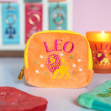 Bolsa de Terciopelo Bordada con tu Signo del Zodiaco | Magia y Protección Astrológica Esotergia