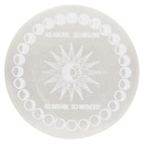 Placa Circular de Selenita Grabada Fases Lunares | Base de Carga (10 cm) Esotergia