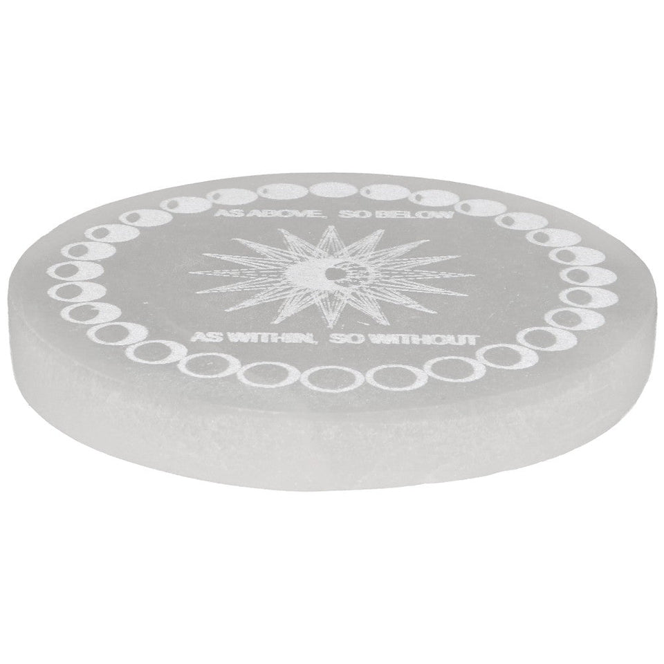 Placa Circular de Selenita Grabada Fases Lunares | Base de Carga (10 cm) Esotergia